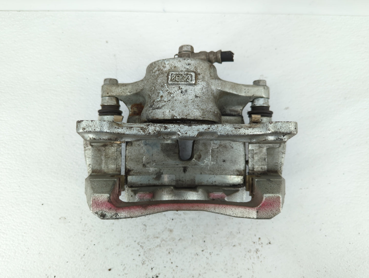 2021-2022 Toyota Venza Front Driver Left Brake Caliper - Oemusedautoparts1.com