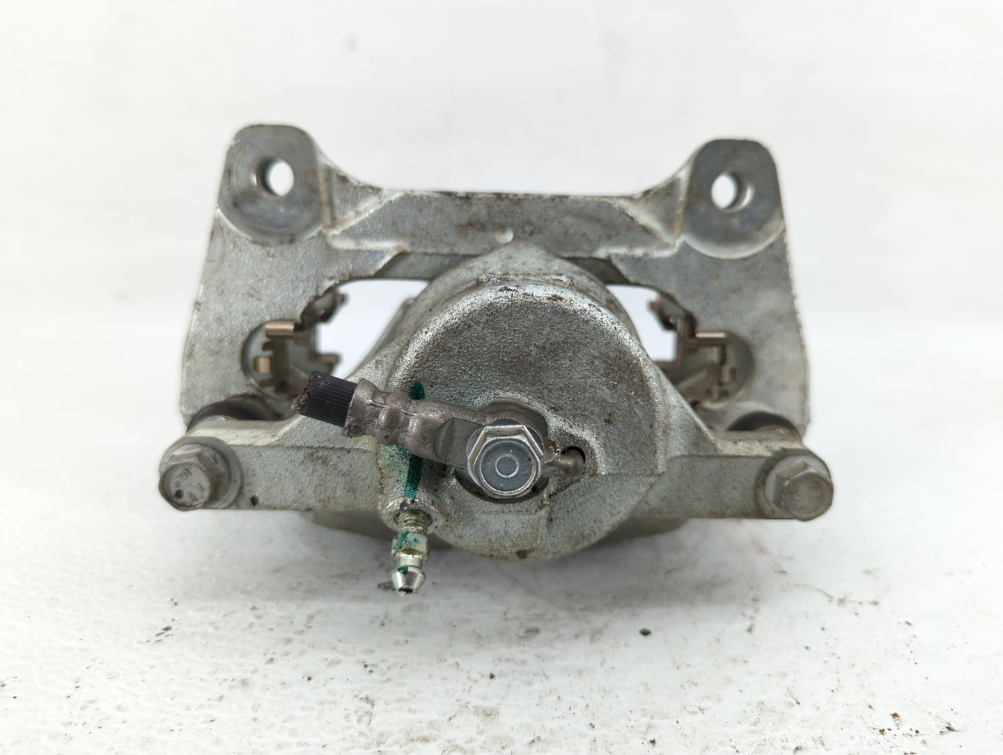 2021-2022 Toyota Venza Front Driver Left Brake Caliper - Oemusedautoparts1.com