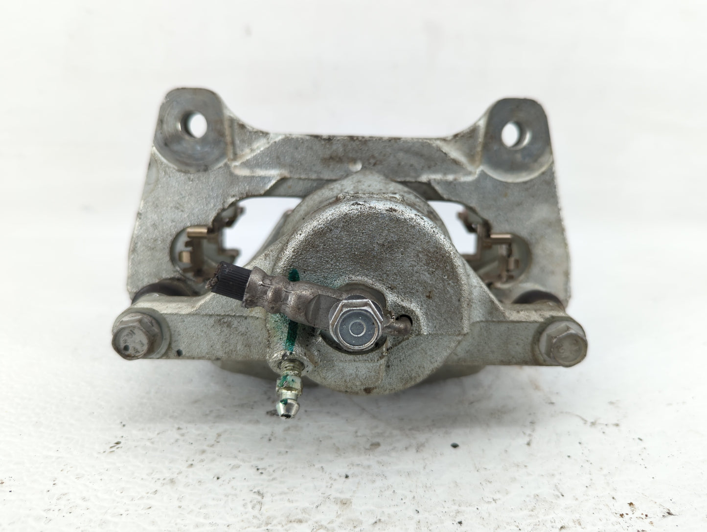 2021-2022 Toyota Venza Front Driver Left Brake Caliper - Oemusedautoparts1.com