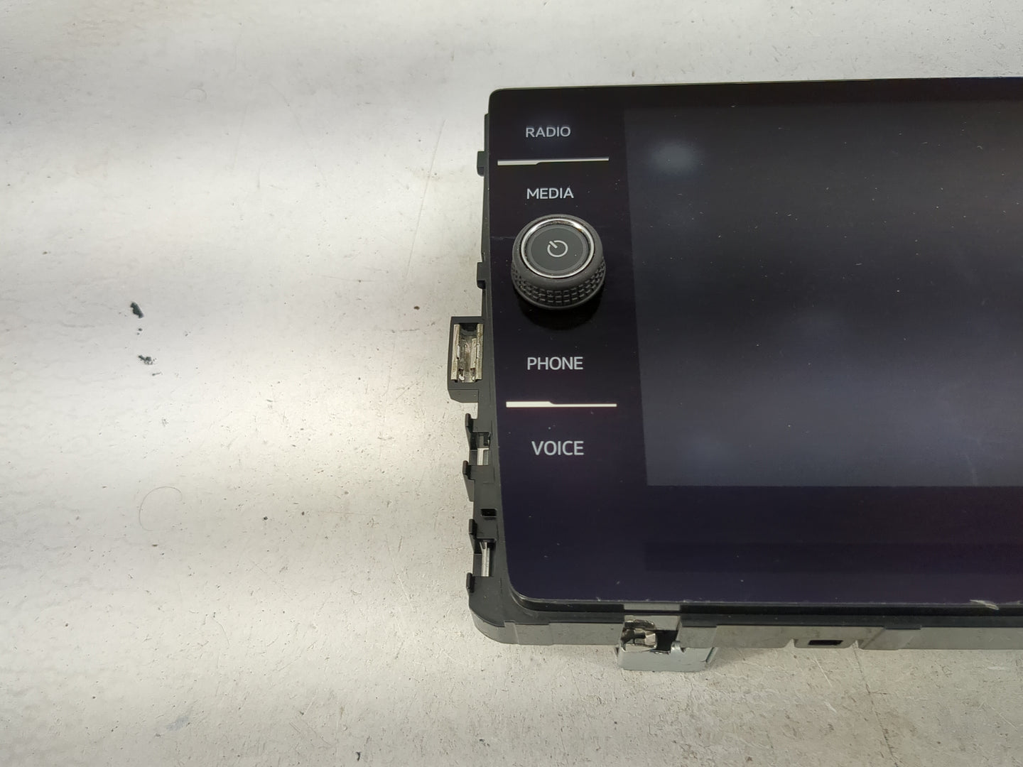 2022 Volkswagen Arteon Information Display Screen 1483668 - Oemusedautoparts1.com