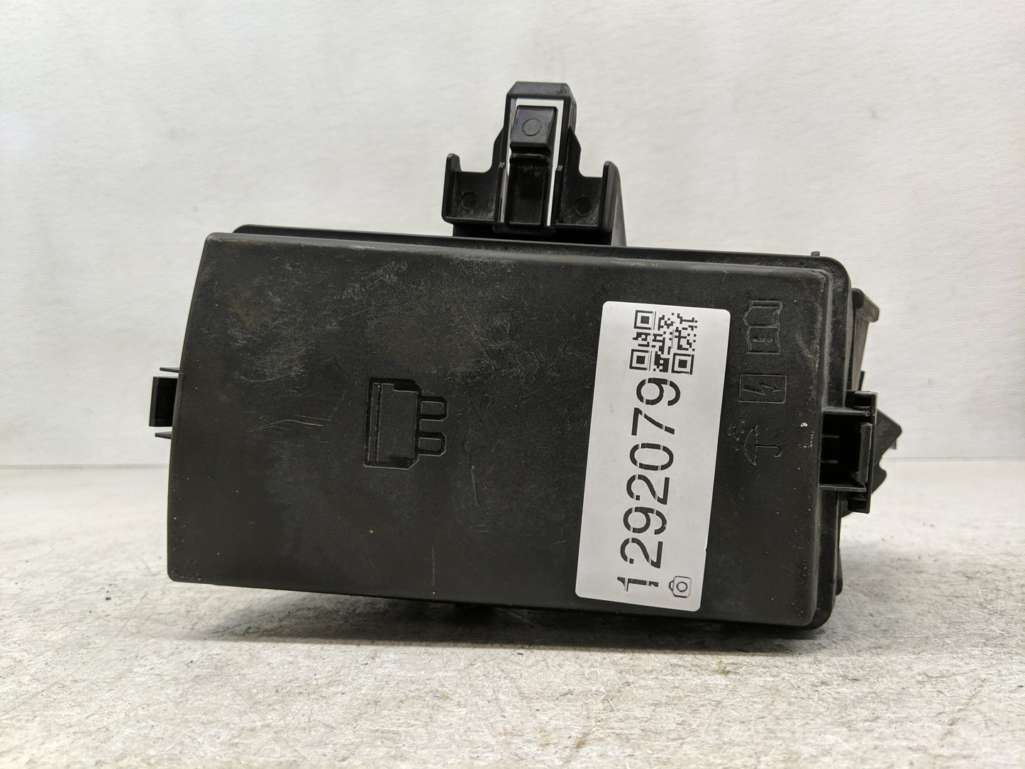 2020-2022 Volkswagen Atlas Fusebox Fuse Box Panel Relay Module Fits Fits 2020 2021 2022 OEM Used Auto Parts - Oemusedautopar