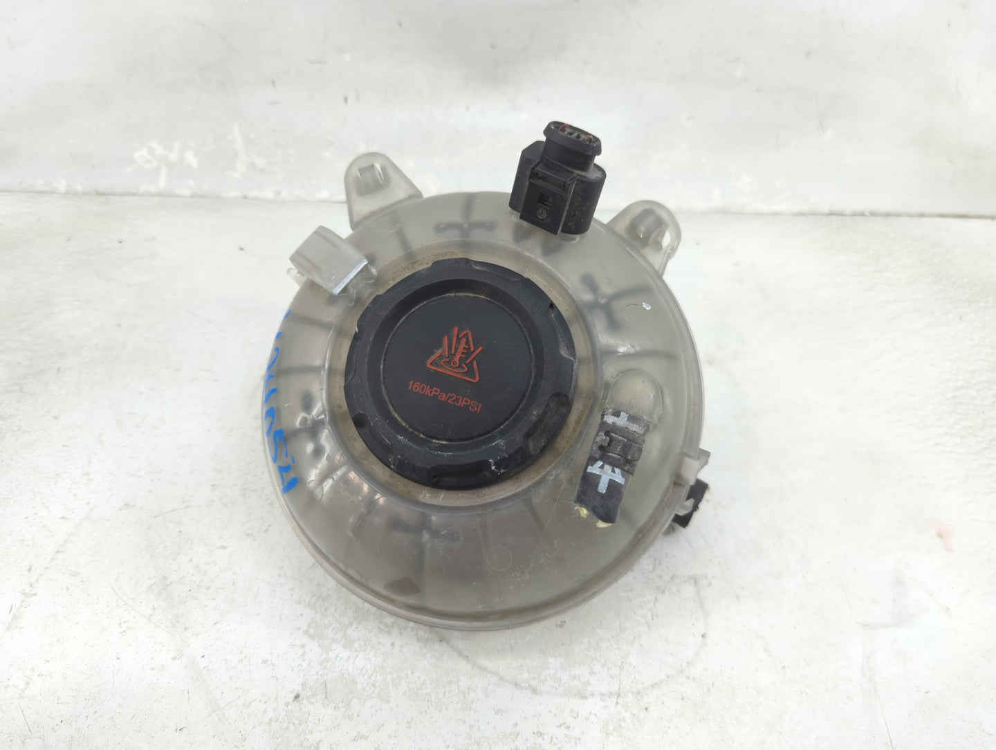 Volkswagen Atlas Radiator Coolant Overflow Expansion Tank Bottle - Oemusedautoparts1.com
