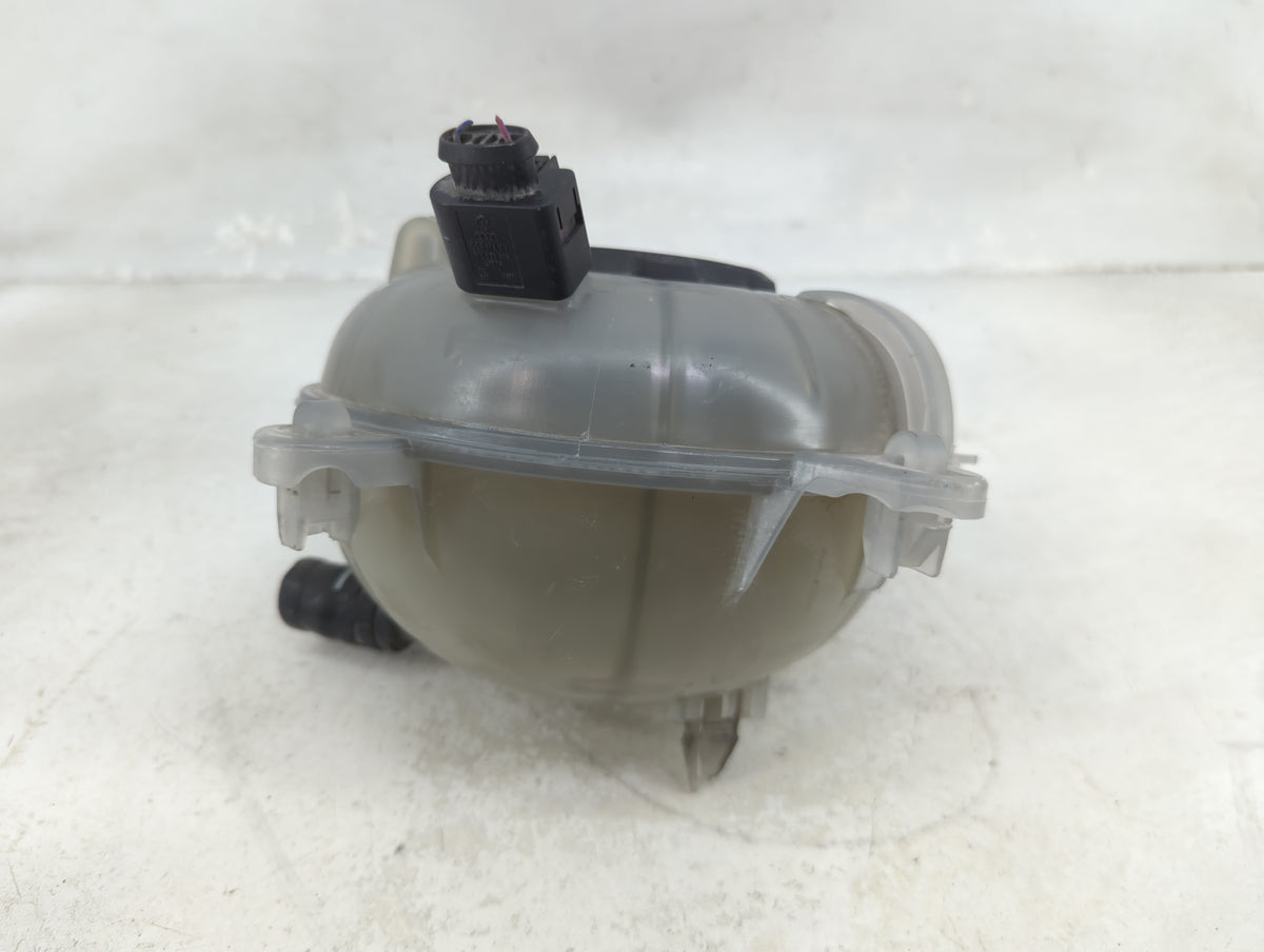 Volkswagen Atlas Radiator Coolant Overflow Expansion Tank Bottle - Oemusedautoparts1.com