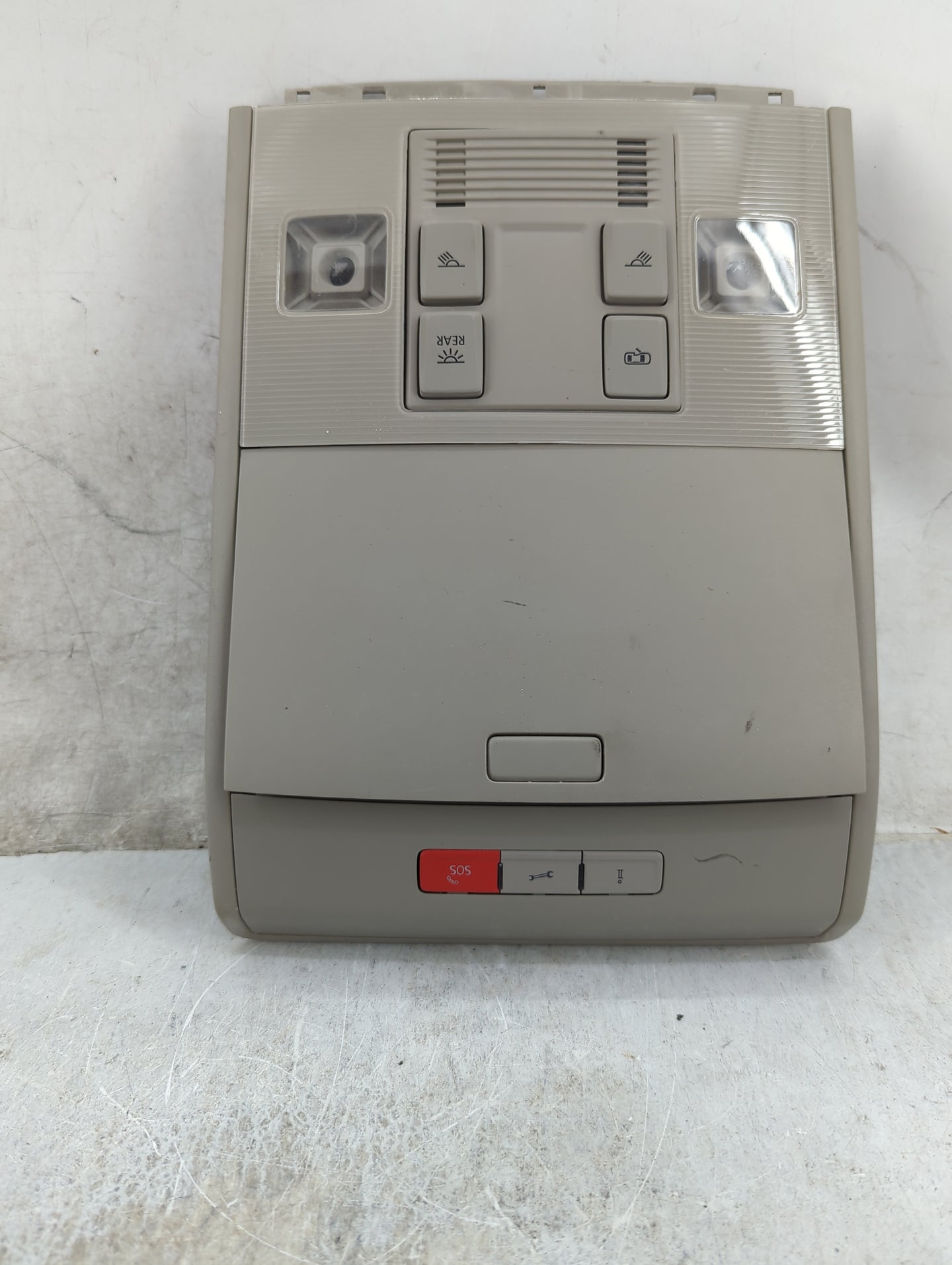 Volkswagen Atlas Overhead Roof Console Beige - Oemusedautoparts1.com