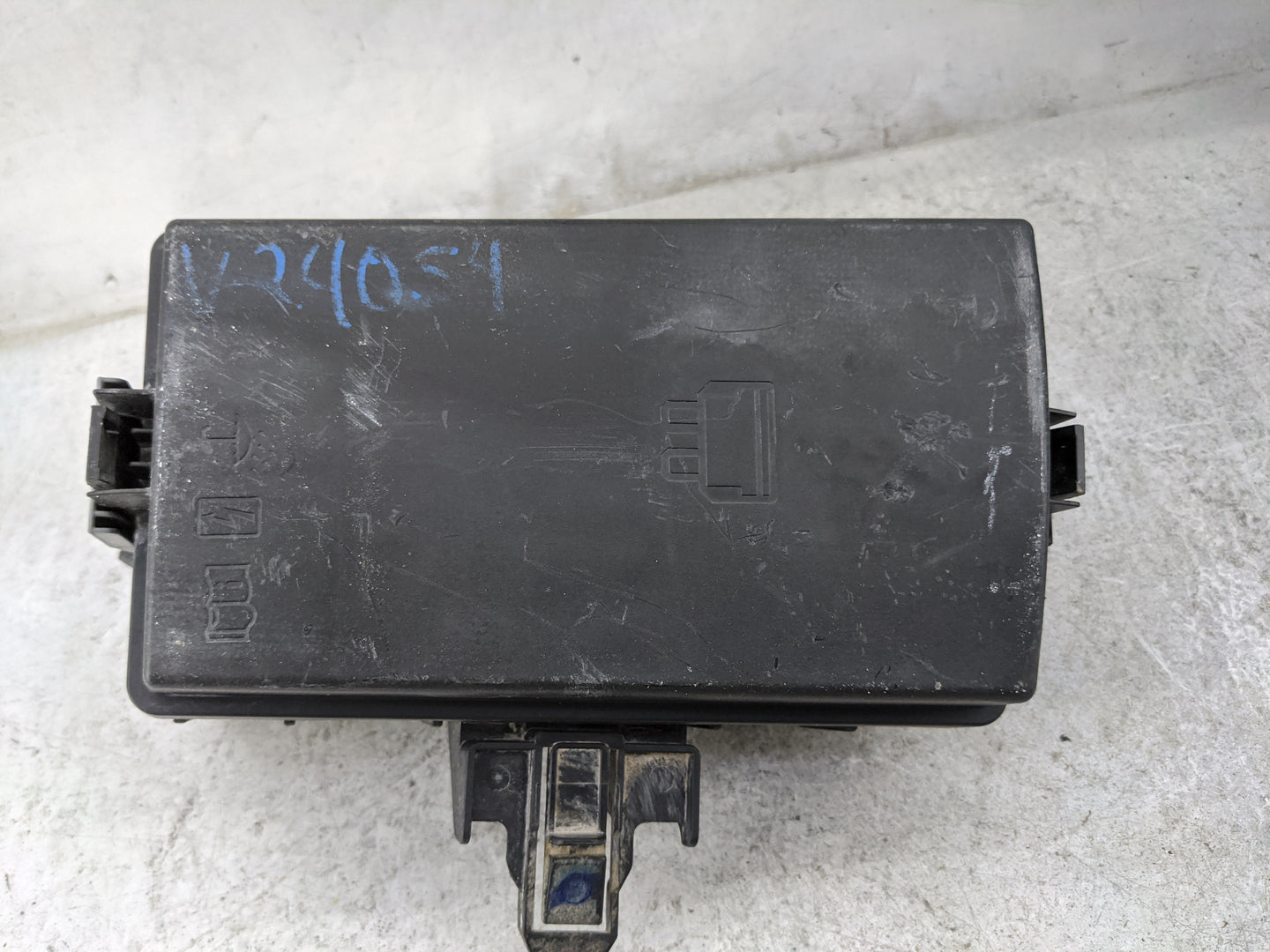 2020-2022 Volkswagen Atlas Fusebox Fuse Box Panel Relay Module P/N:5Q0907361D Fits Fits 2020 2021 2022 OEM Used Auto Parts -