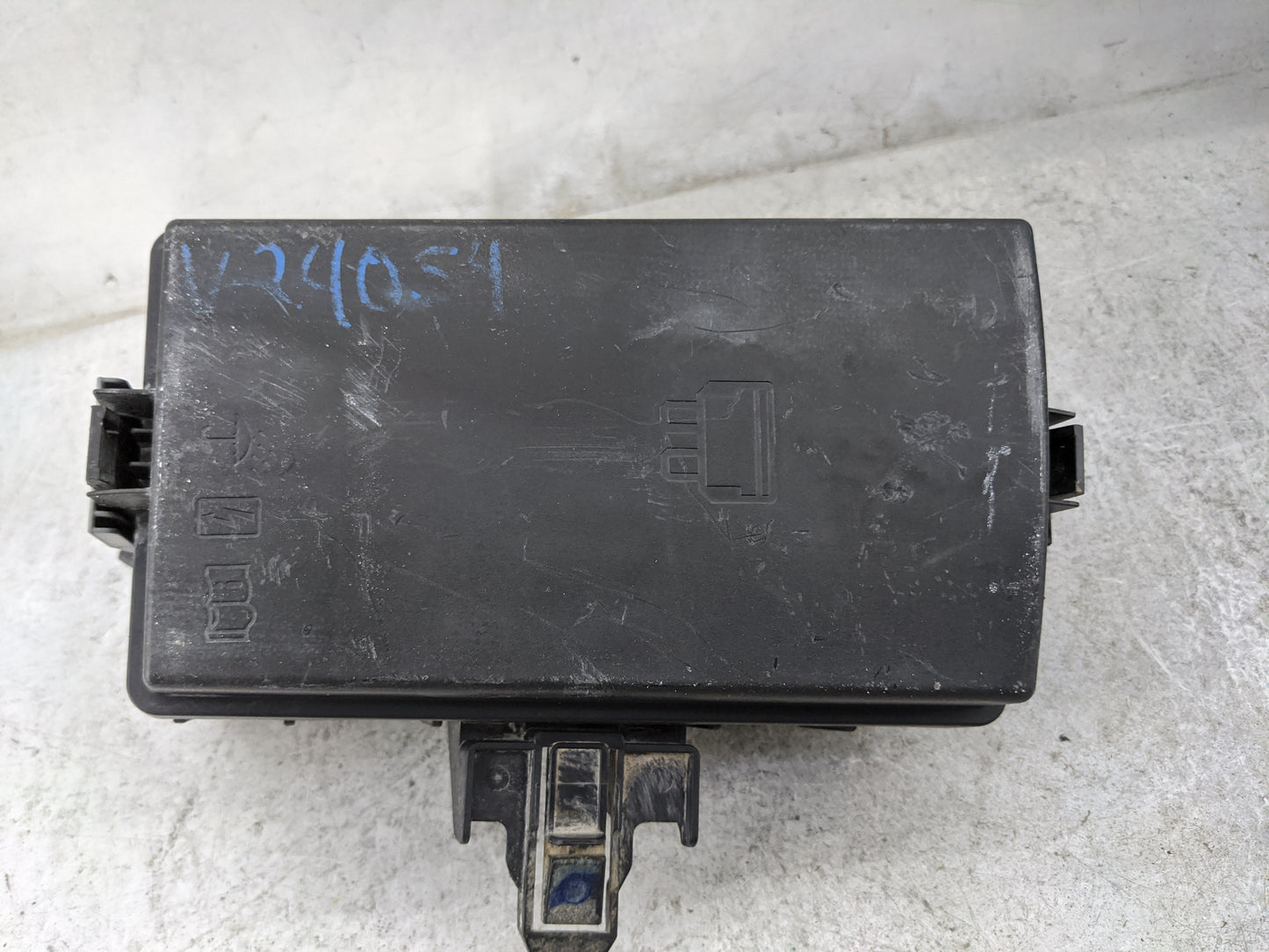 2020-2022 Volkswagen Atlas Fusebox Fuse Box Panel Relay Module P/N:5Q0907361D Fits Fits 2020 2021 2022 OEM Used Auto Parts -