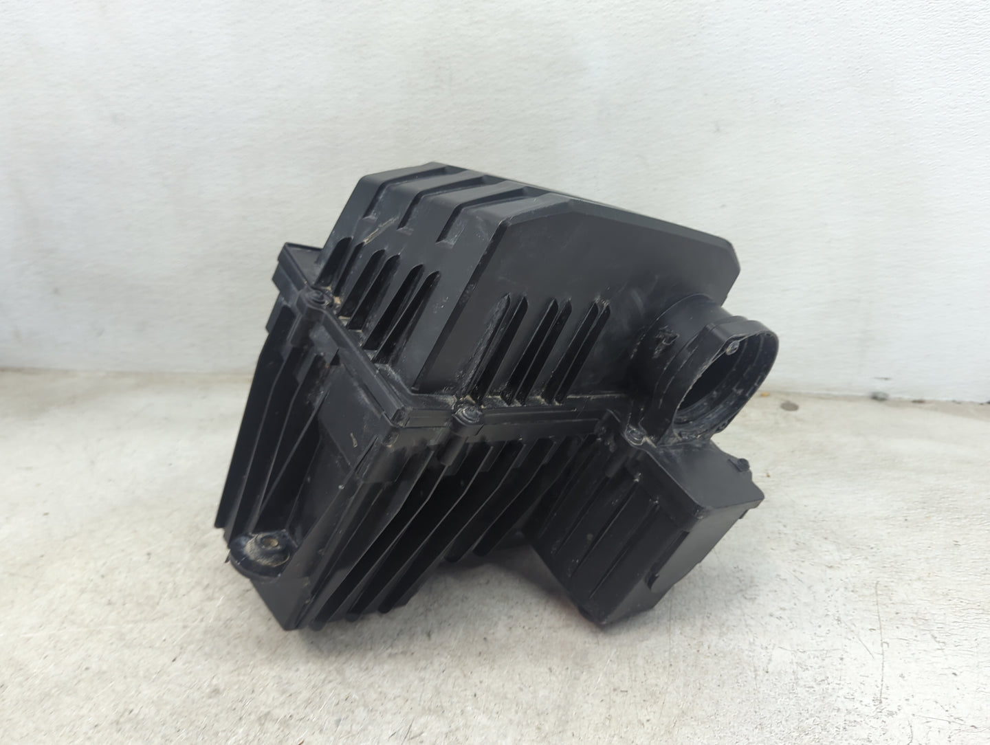 2018-2022 Volkswagen Atlas Air Cleaner Intake-duct Hose Tube 1481205 - Oemusedautoparts1.com