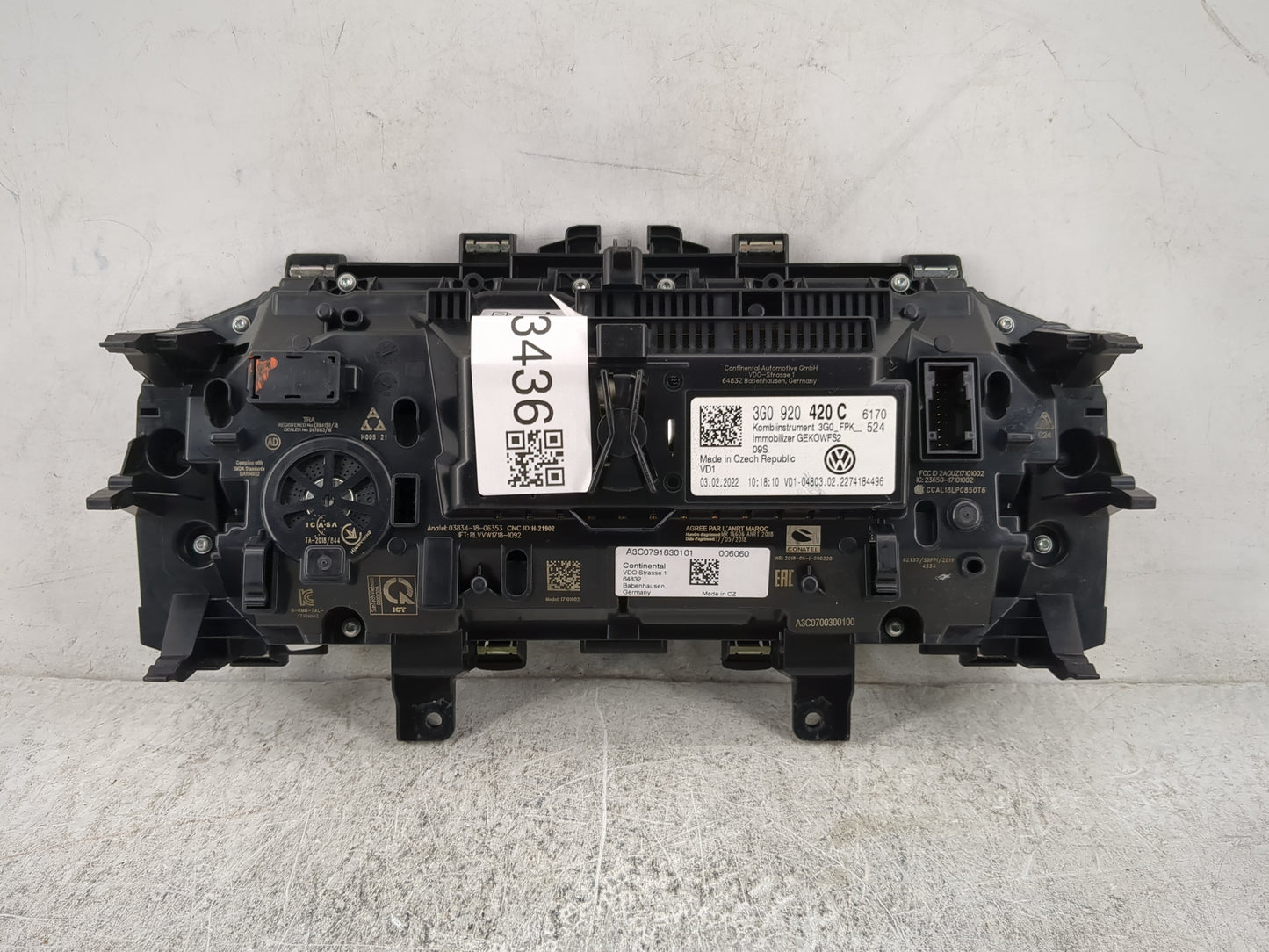 2022 Volkswagen Atlas Instrument Cluster Speedometer Gauges P/N:3G0920420C A2C19488505, A3C0791830101 Miles: Fits OEM Used A