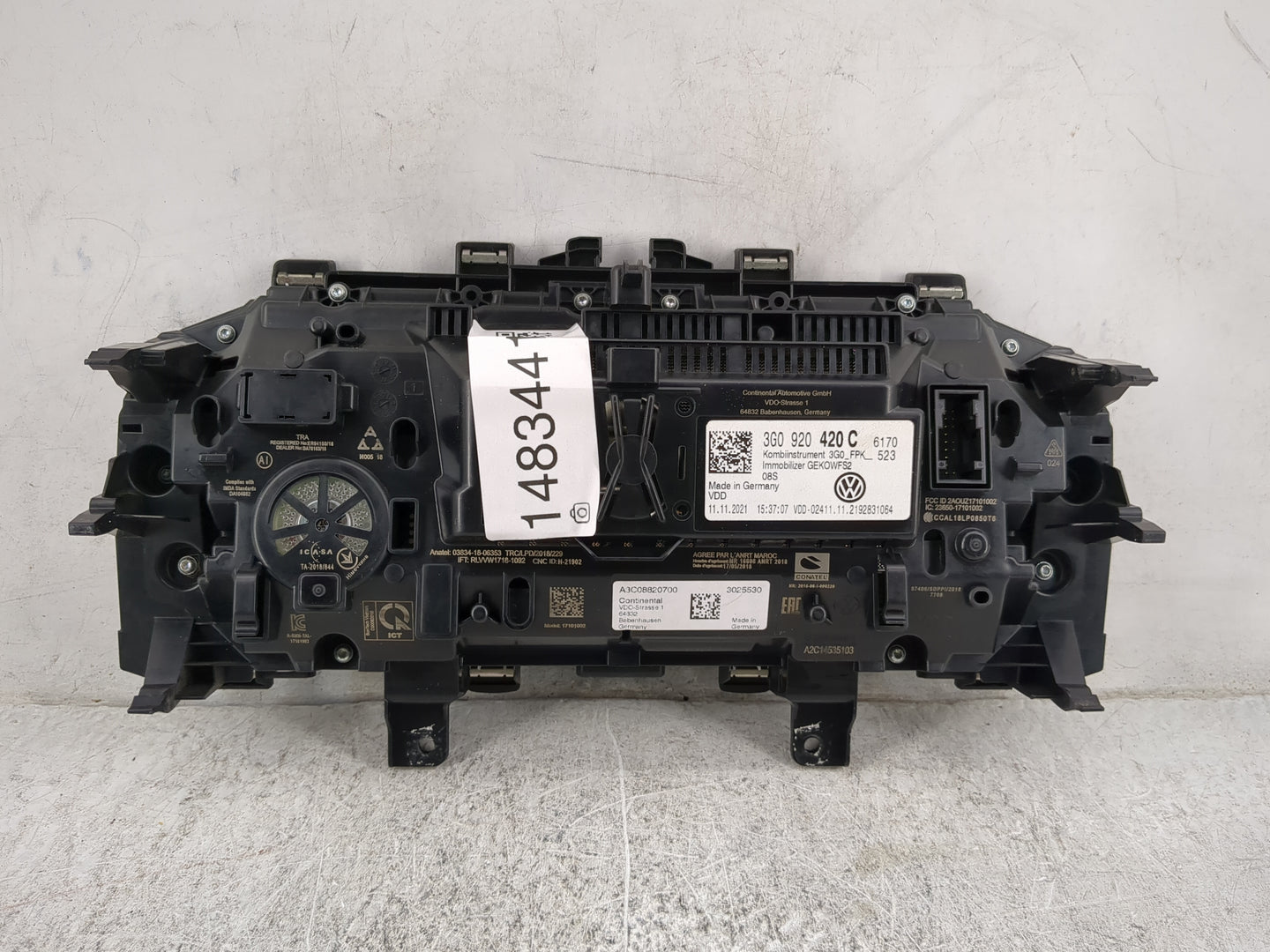 2022 Volkswagen Atlas Instrument Cluster Speedometer Gauges P/N:3G0920420C A2C19489908, A2C14515103, A3C08820700 Miles: Fits