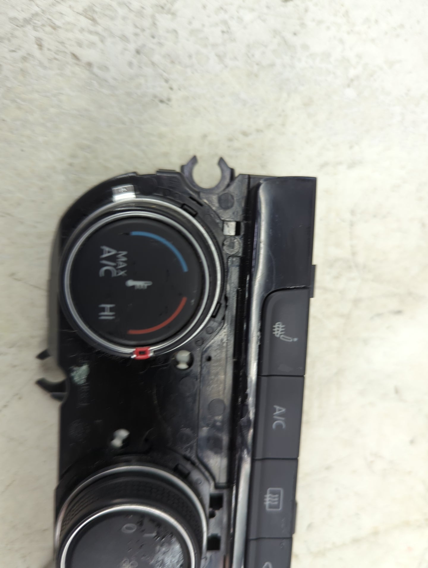 2022 Volkswagen Atlas Climate Control Module Temperature AC/Heater Replacement Fits OEM Used Auto Parts - Oemusedautoparts1.