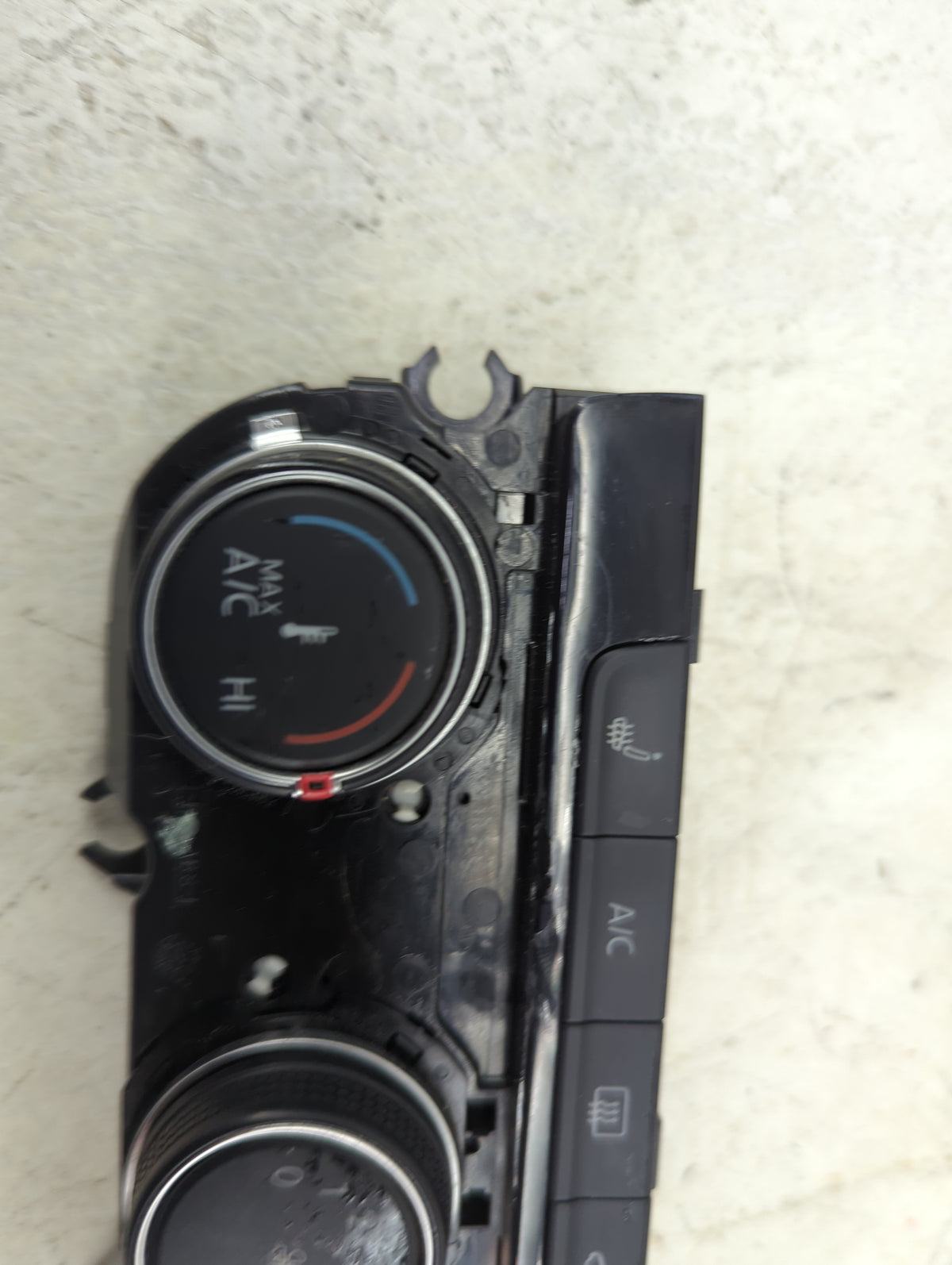 2022 Volkswagen Atlas Climate Control Module Temperature AC/Heater Replacement Fits OEM Used Auto Parts - Oemusedautoparts1.