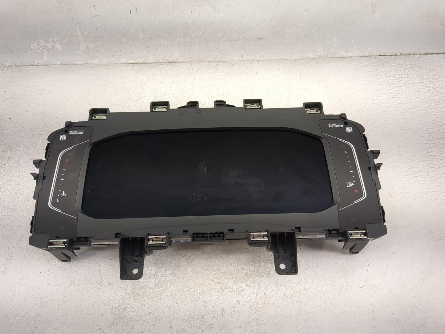2022 Volkswagen Atlas Instrument Cluster Speedometer Gauges P/N:3G0920420C A2C19488500 Miles: Fits OEM Used Auto Parts - Oem