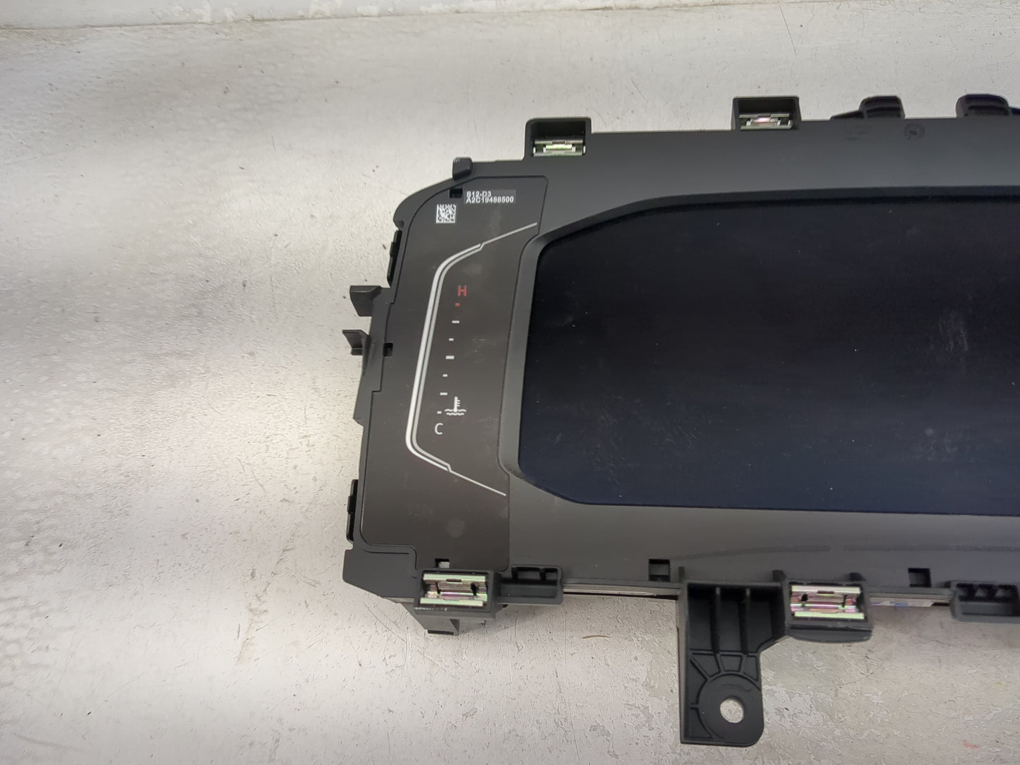 2022 Volkswagen Atlas Instrument Cluster Speedometer Gauges P/N:3G0920420C A2C19488500 Miles: Fits OEM Used Auto Parts - Oem