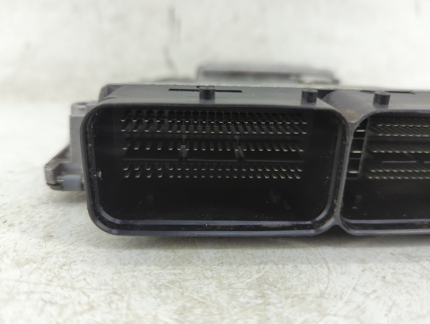 2022 Volkswagen Atlas Cross Sport PCM Engine Control Computer ECU ECM PCU OEM P/N:06K907425J Fits OEM Used Auto Parts - Oemu