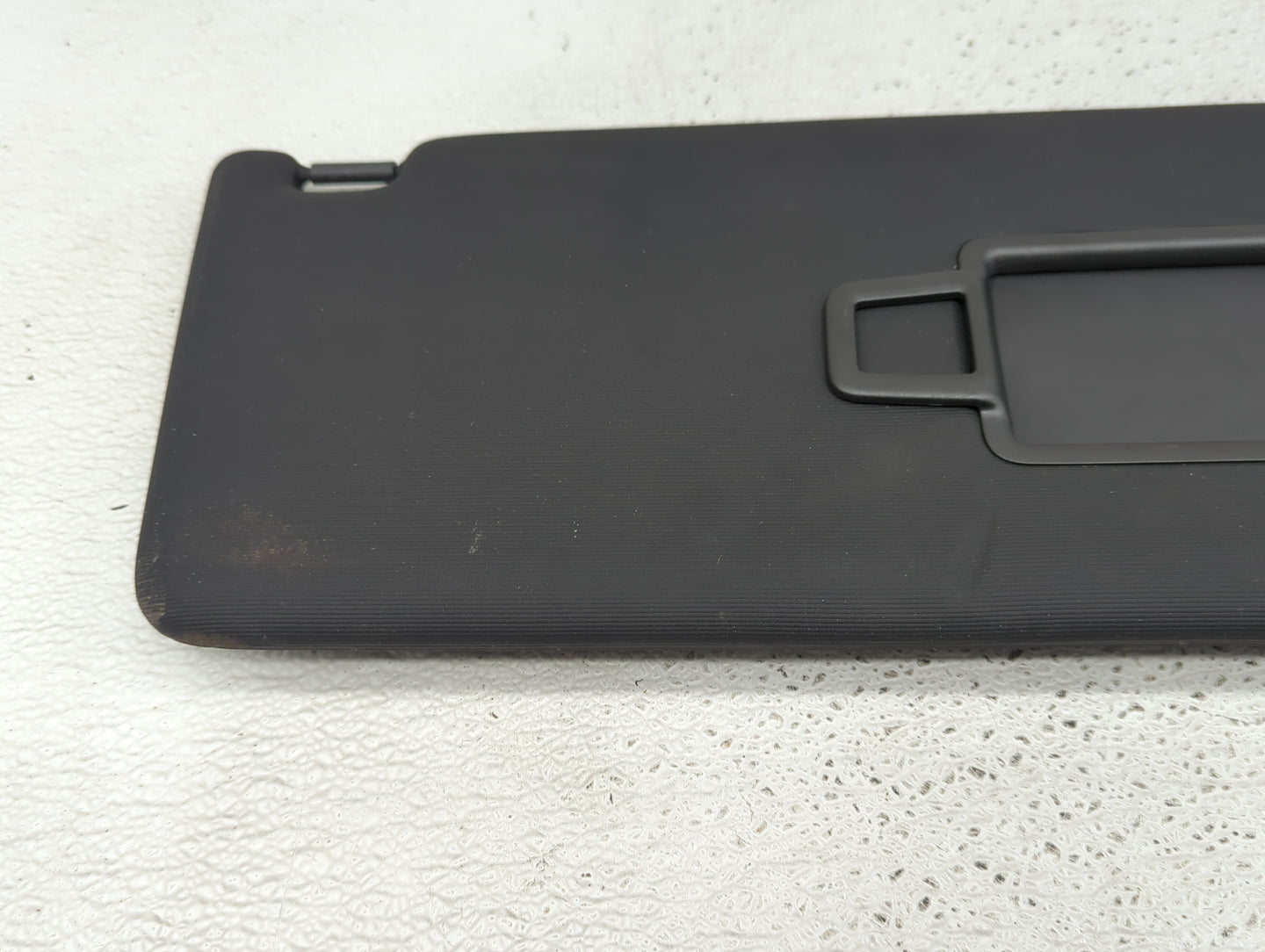 2020-2022 Volkswagen Atlas Cross Sport Sun Visor Shade Replacement Driver Left Mirror Fits Fits 2020 2021 2022 OEM Used Auto