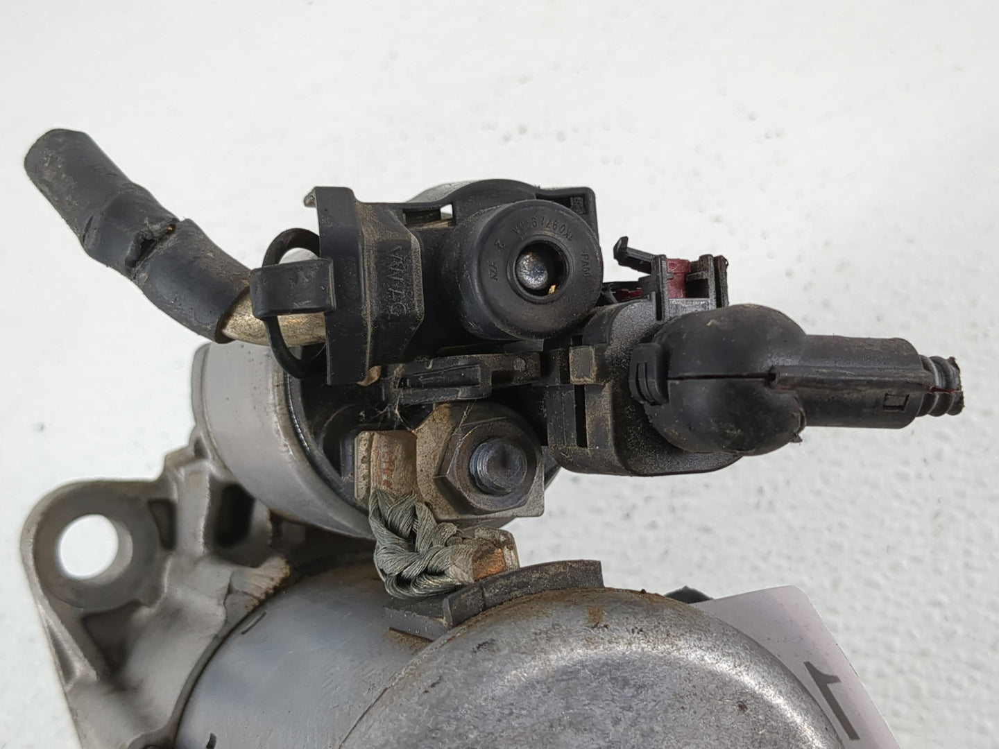 2022 Volkswagen Jetta Car Starter Motor Solenoid OEM P/N:26032022 0AM 911 022 C Fits Fits 2020 2021 OEM Used Auto Parts - Oe