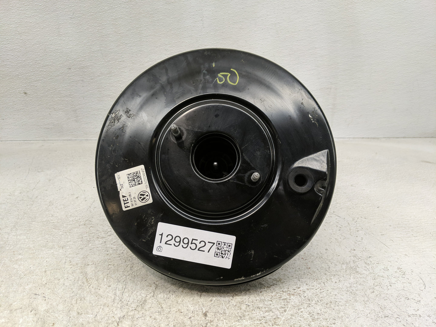 2020-2020 Volkswagen Passat Power Brake Booster Oem - Oemusedautoparts1.com