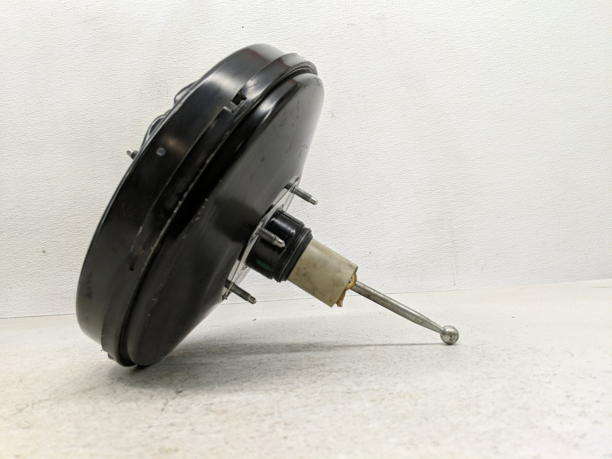 2020-2020 Volkswagen Passat Power Brake Booster Oem 1299527 - Oemusedautoparts1.com