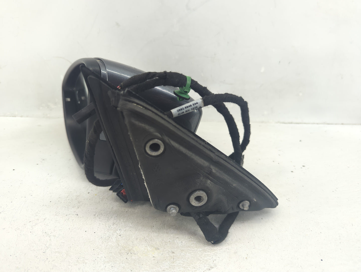 2016-2020 Volkswagen Passat Driver Side View Mirror - Left Door Mirror OEM Used - Oemusedautoparts1.com