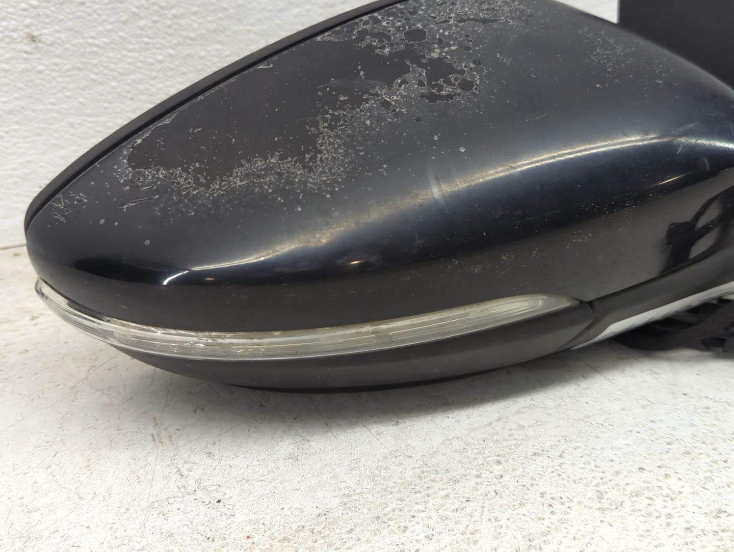 2022 Volkswagen Passat Passenger Side View Mirror - Right Door Mirror OEM Used - Oemusedautoparts1.com