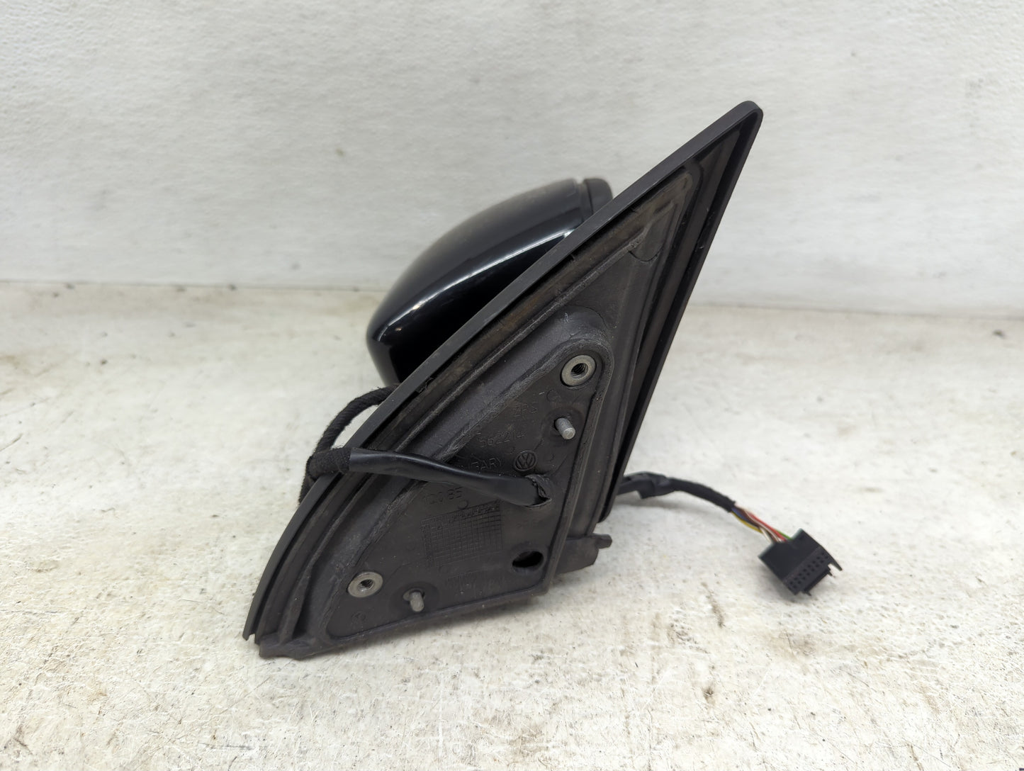 2022 Volkswagen Passat Passenger Side View Mirror - Right Door Mirror OEM Used - Oemusedautoparts1.com