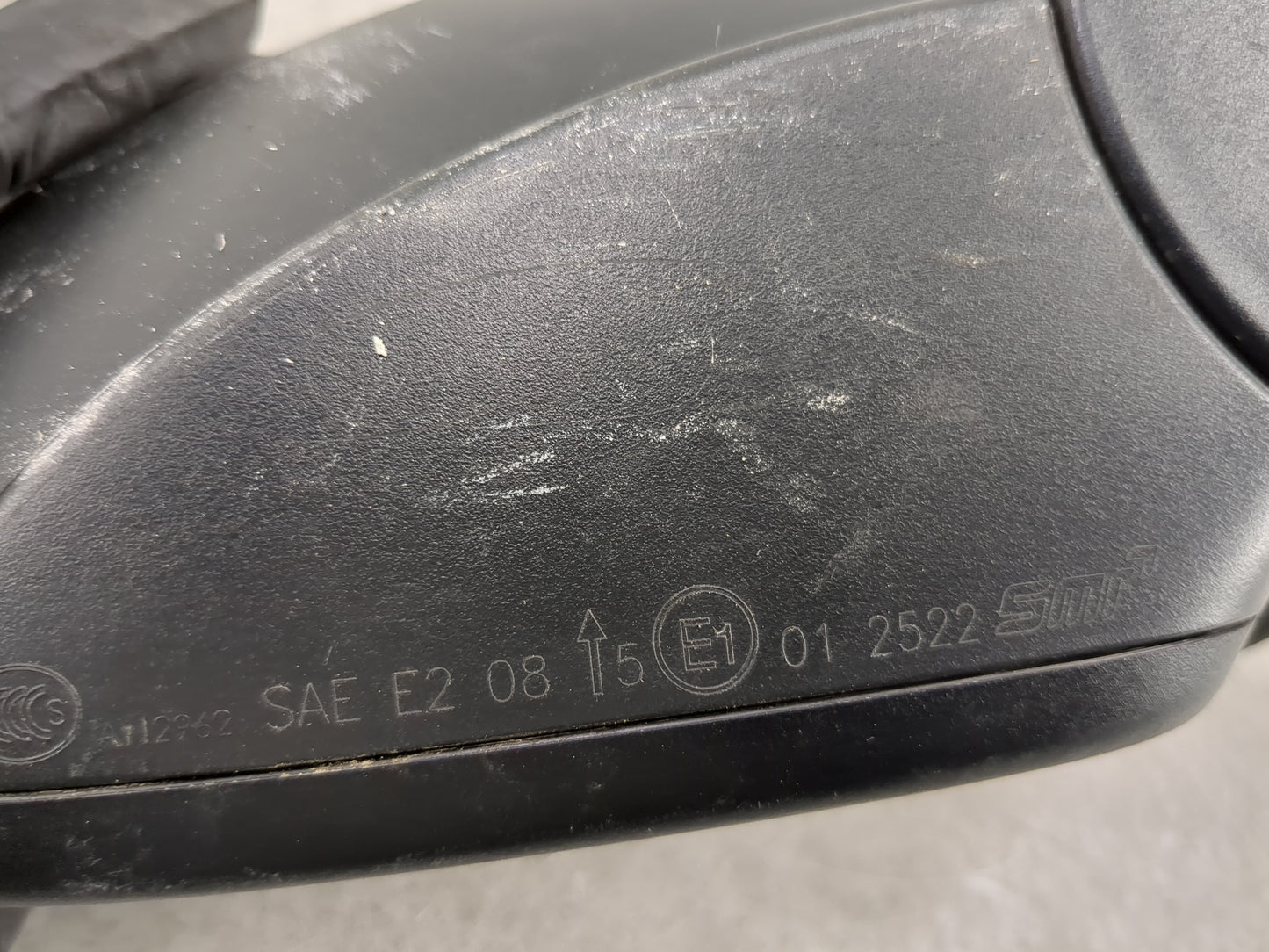 2022 Volkswagen Passat Passenger Side View Mirror - Right Door Mirror OEM Used - Oemusedautoparts1.com