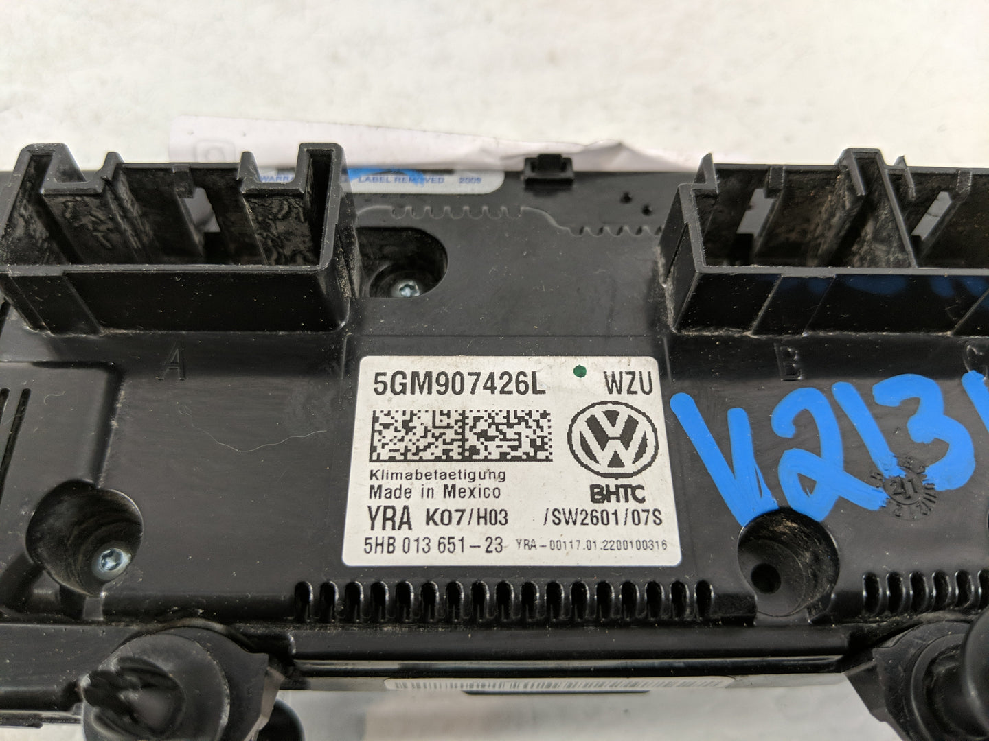 2022 Volkswagen Taos Climate Control Module Temperature AC/Heater Replacement P/N:5GM907426L Fits OEM Used Auto Parts - Oemu