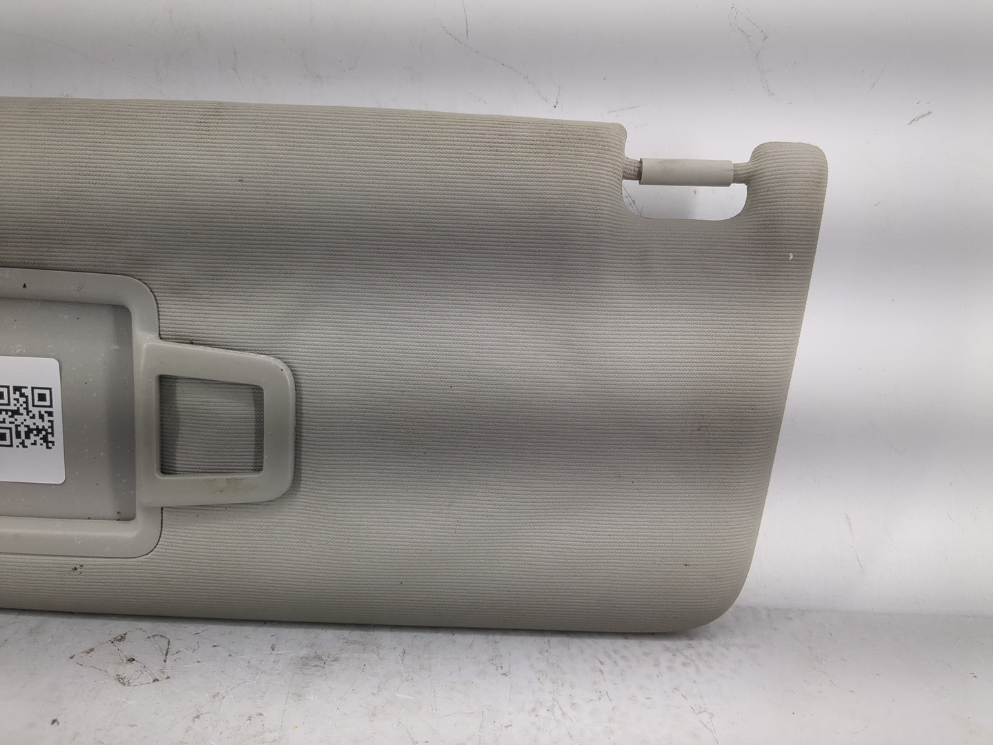 2022 Volkswagen Taos Sun Visor Shade Replacement Passenger Right Mirror Fits OEM Used Auto Parts - Oemusedautoparts1.com