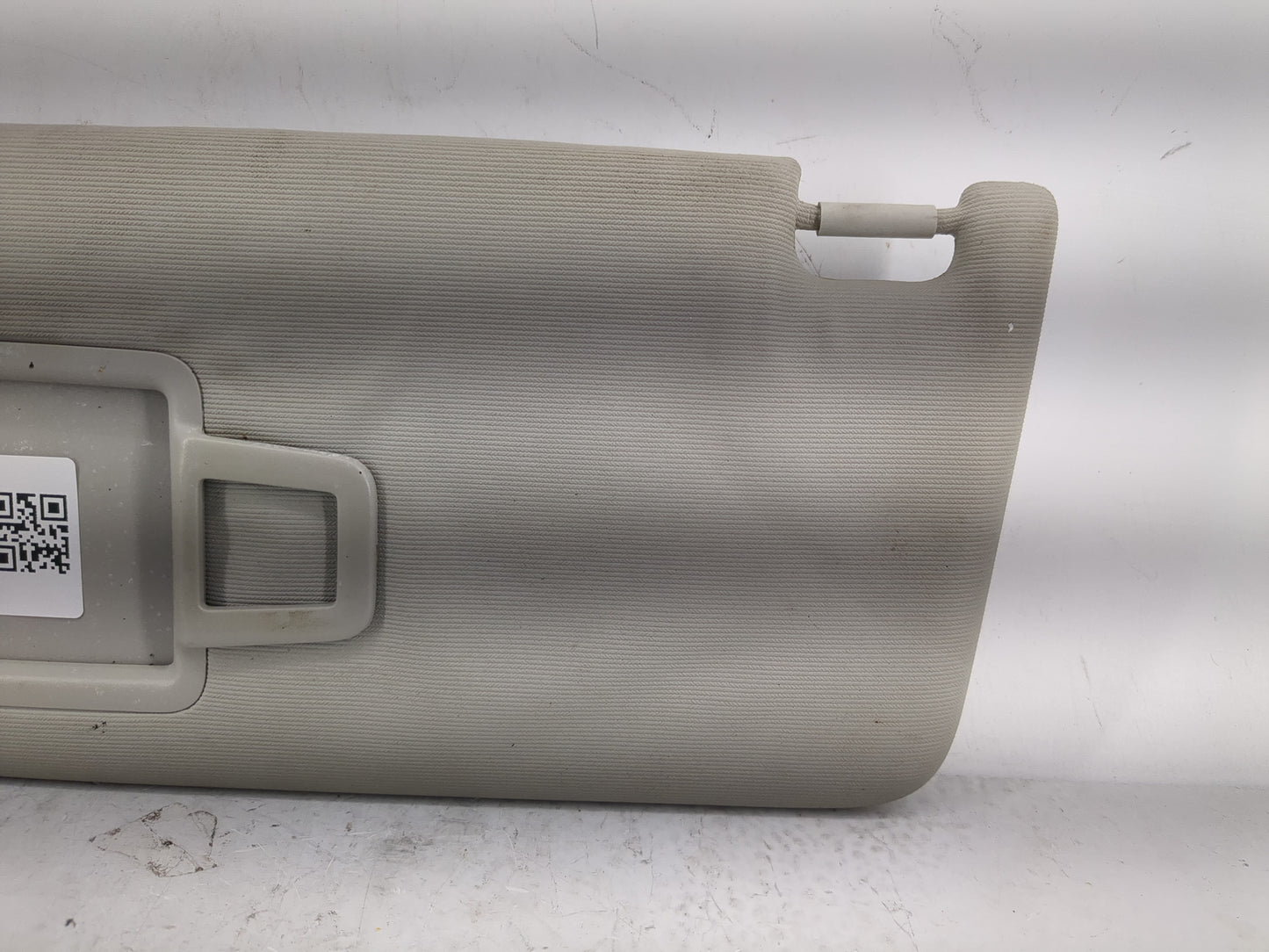 2022 Volkswagen Taos Sun Visor Shade Replacement Passenger Right Mirror Fits OEM Used Auto Parts - Oemusedautoparts1.com