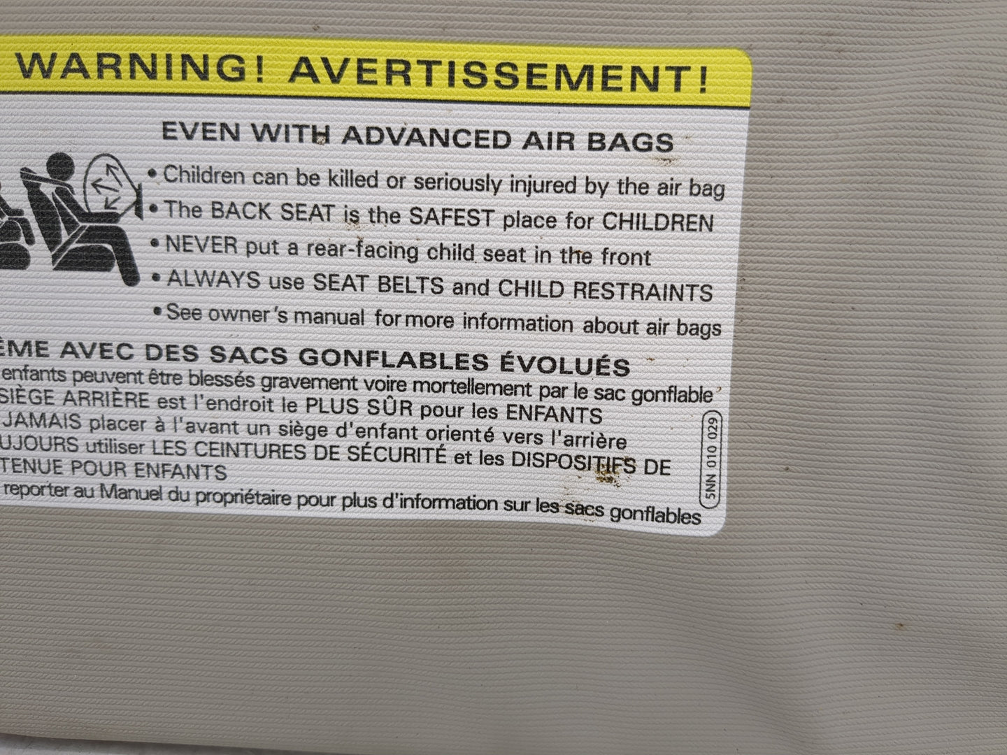 2022 Volkswagen Taos Sun Visor Shade Replacement Passenger Right Mirror Fits OEM Used Auto Parts - Oemusedautoparts1.com