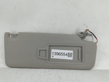 2022 Volkswagen Taos Sun Visor Shade Replacement Passenger Right Mirror Fits OEM Used Auto Parts - Oemusedautoparts1.com