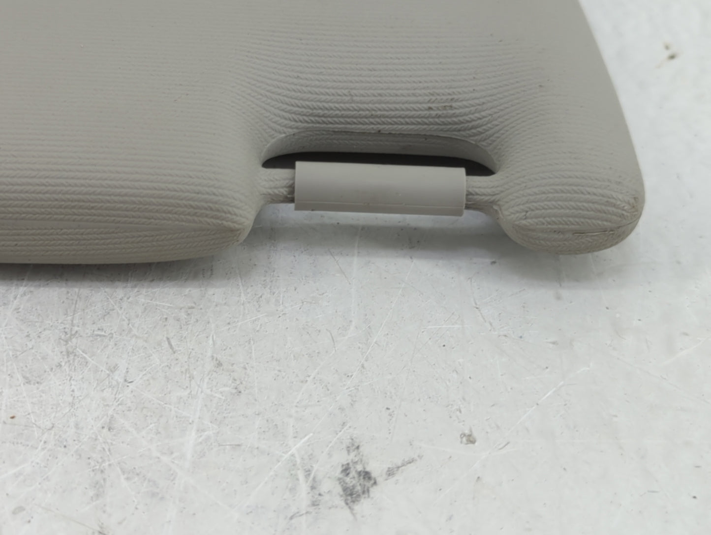 2022 Volkswagen Taos Sun Visor Shade Replacement Passenger Right Mirror Fits OEM Used Auto Parts - Oemusedautoparts1.com