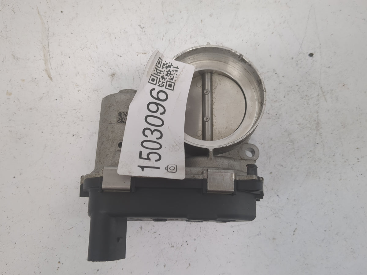 2022 Volkswagen Taos Throttle Body P/N:04E 133 062 T 200015959, V29073596 Fits OEM Used Auto Parts - Oemusedautoparts1.com