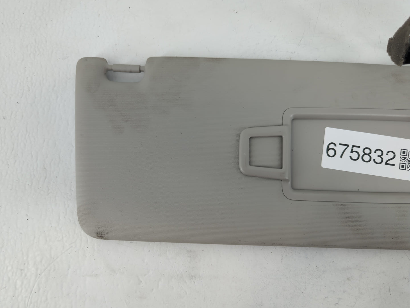 2022 Volkswagen Taos Sun Visor Shade Replacement Passenger Right Mirror Fits OEM Used Auto Parts - Oemusedautoparts1.com