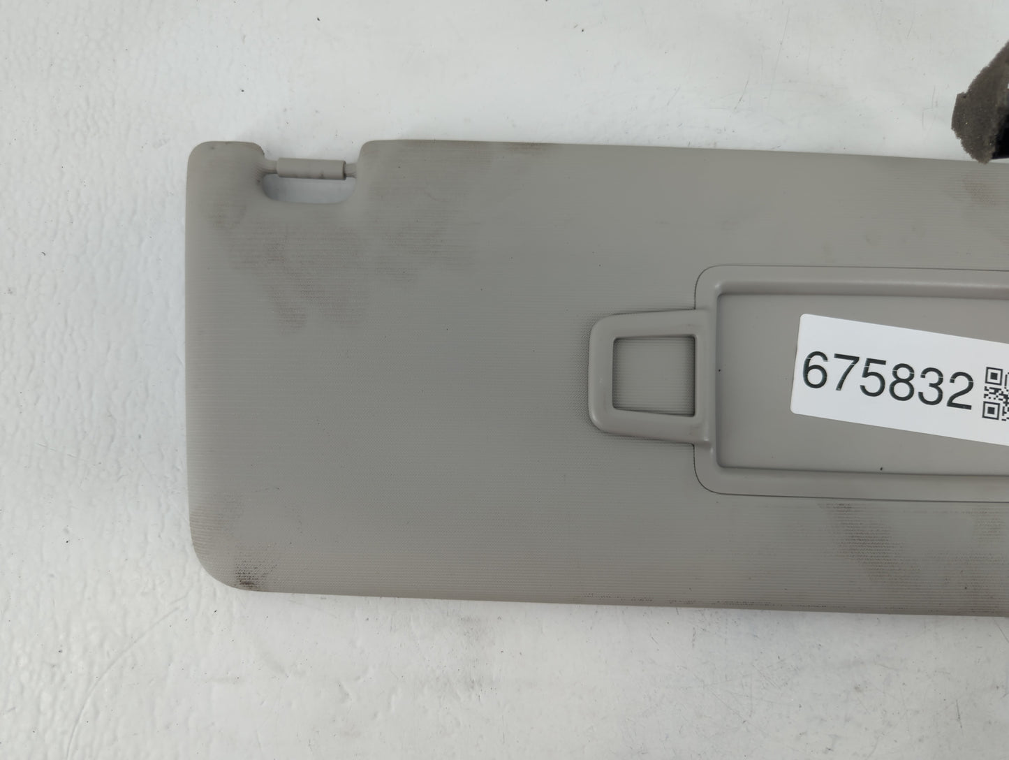 2022 Volkswagen Taos Sun Visor Shade Replacement Passenger Right Mirror Fits OEM Used Auto Parts - Oemusedautoparts1.com