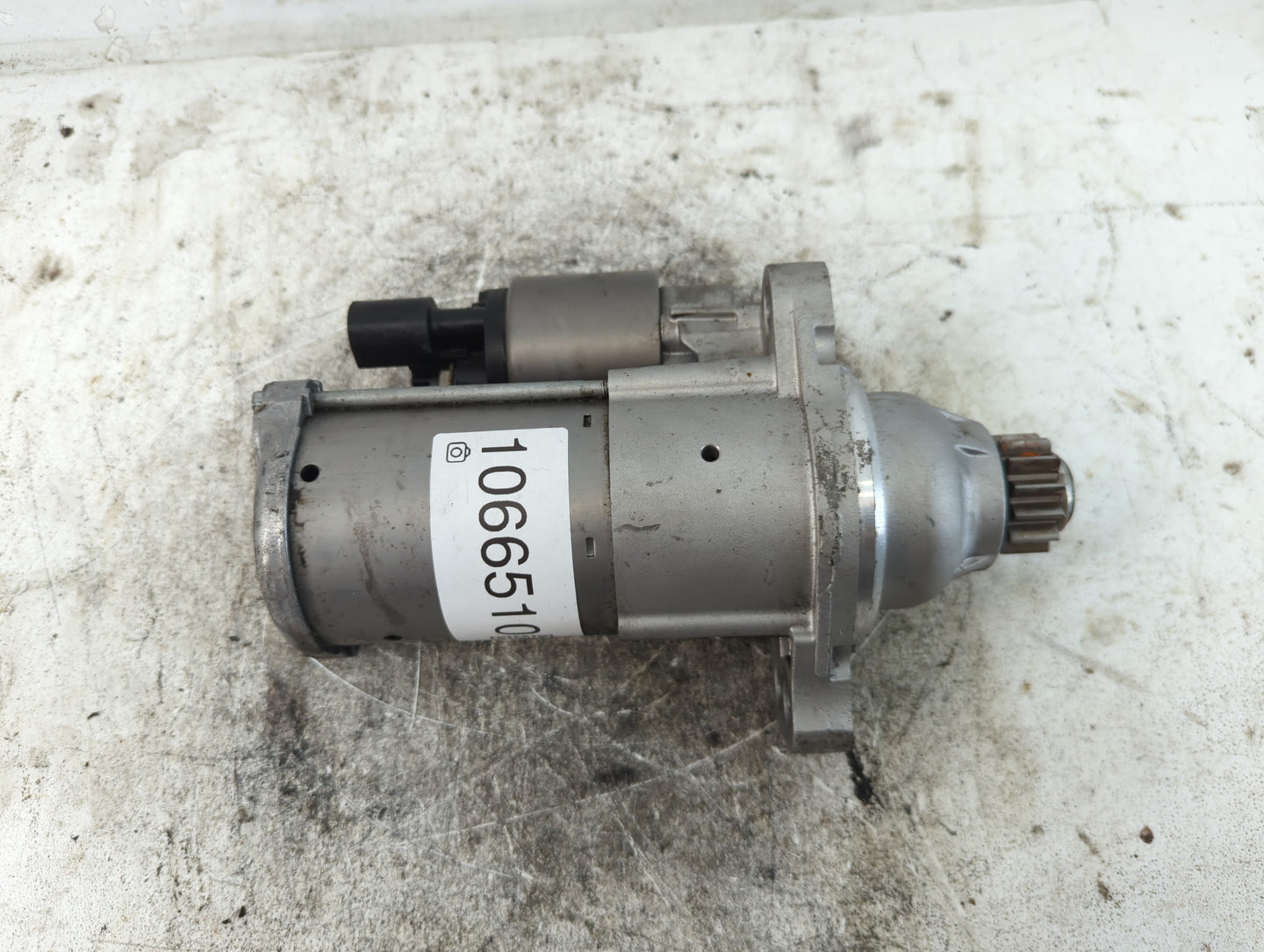 2018-2022 Volkswagen Tiguan Car Starter Motor Solenoid OEM P/N:02M 911 022 Fits Fits 2018 2019 2020 2021 2022 OEM Used Auto 