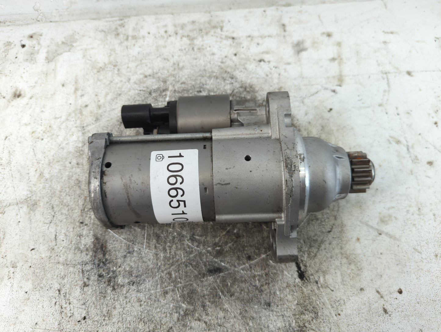 2018-2022 Volkswagen Tiguan Car Starter Motor Solenoid OEM P/N:02M 911 022 Fits Fits 2018 2019 2020 2021 2022 OEM Used Auto 