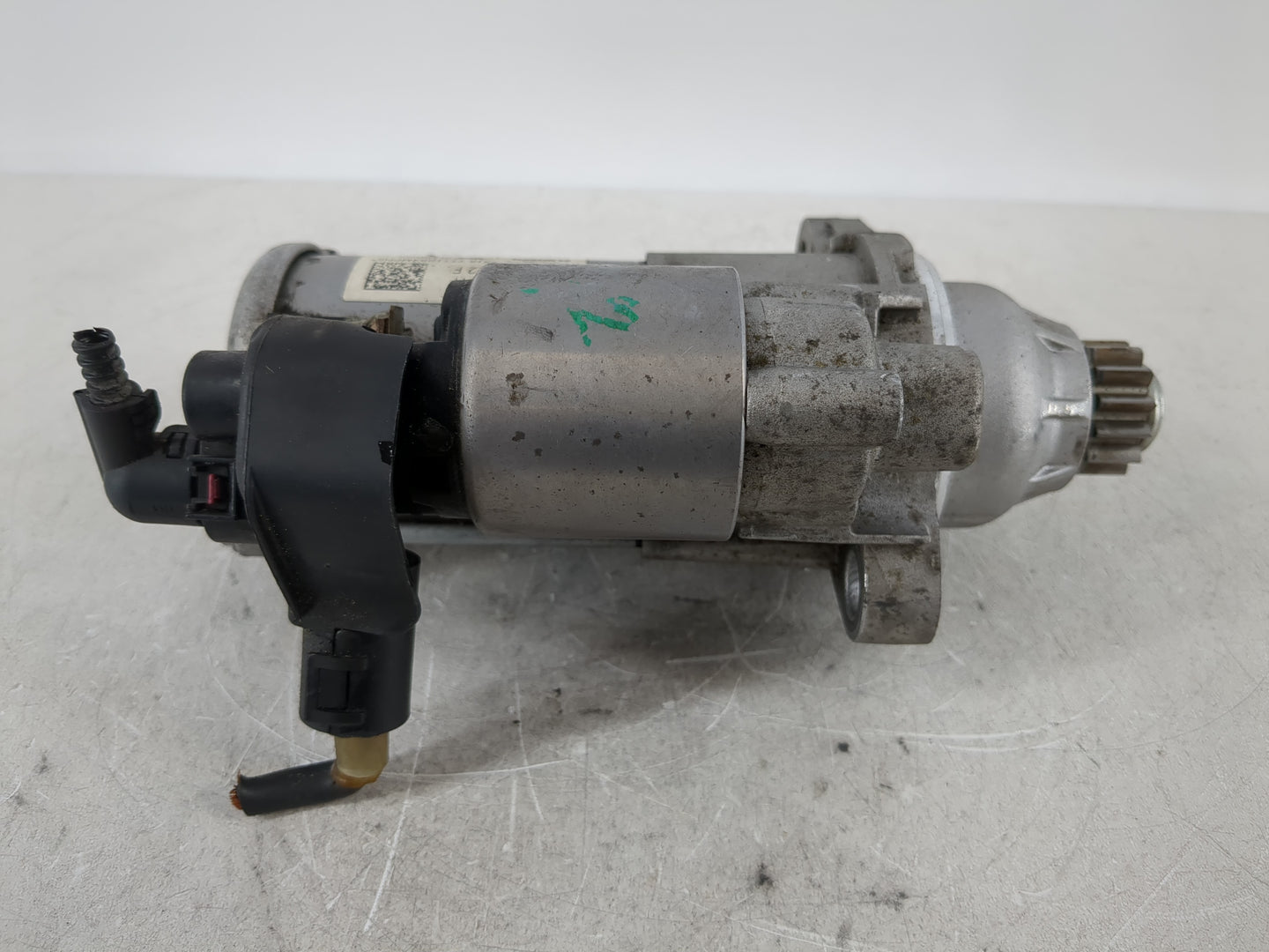 2018-2022 Volkswagen Tiguan Car Starter Motor Solenoid OEM P/N:02M 911 022 Fits Fits 2018 2019 2020 2021 2022 OEM Used Auto 