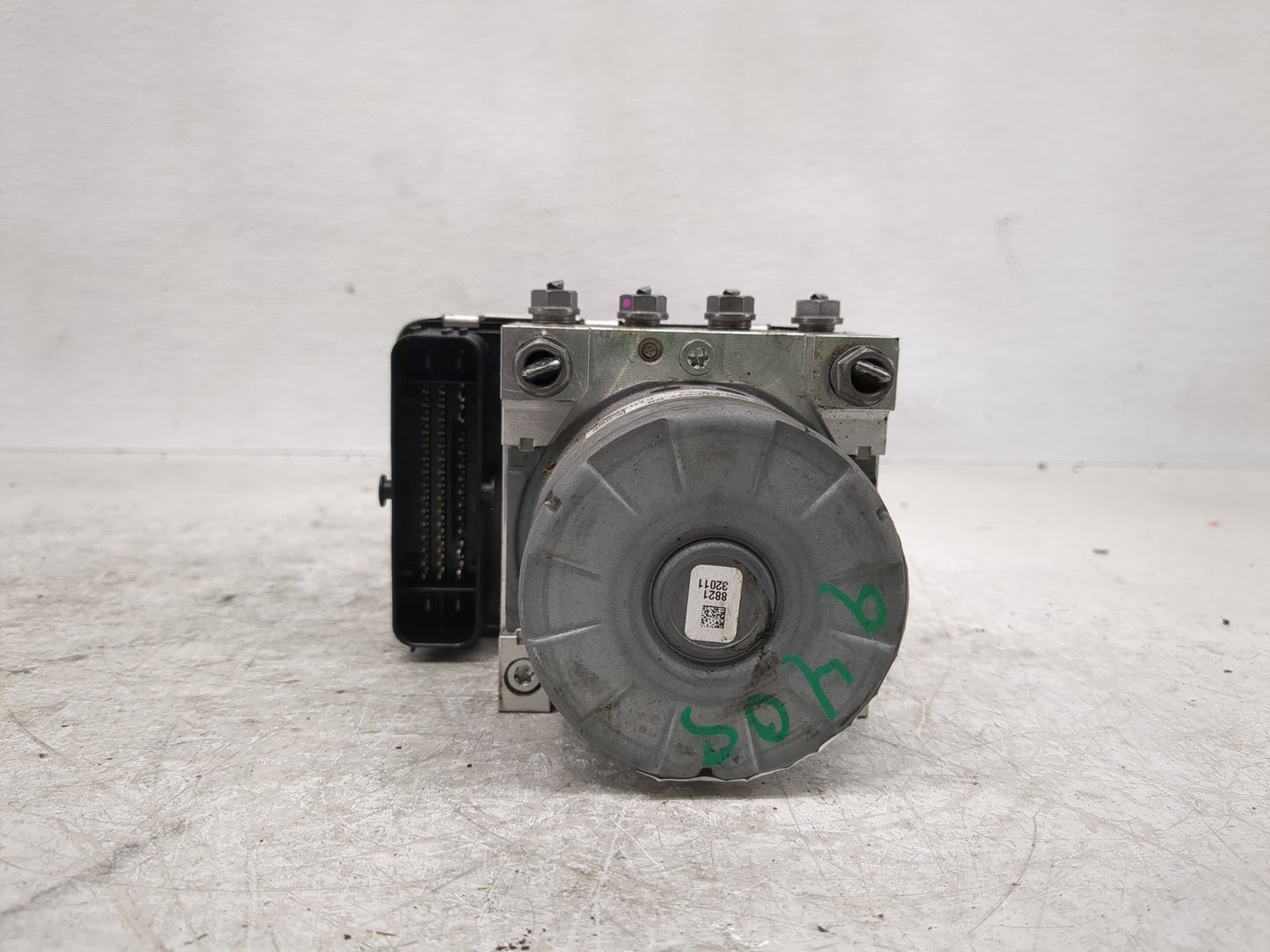 2021-2022 Volkswagen Tiguan ABS Pump Control Module Replacement P/N:5Q0 614 517 GB Fits Fits 2021 2022 OEM Used Auto Parts -
