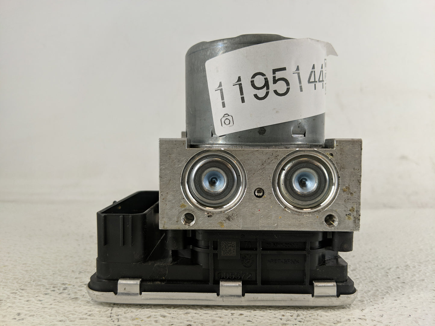 2021-2022 Volkswagen Tiguan ABS Pump Control Module Replacement P/N:5Q0 614 517 GB Fits Fits 2021 2022 OEM Used Auto Parts -