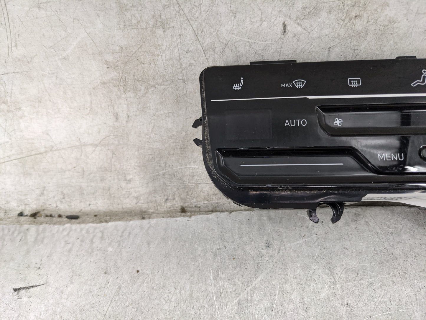 2022 Volkswagen Tiguan Climate Control Module Temperature AC/Heater Replacement P/N:5NA.907.044.AP 5NA907044AP Fits OEM Used
