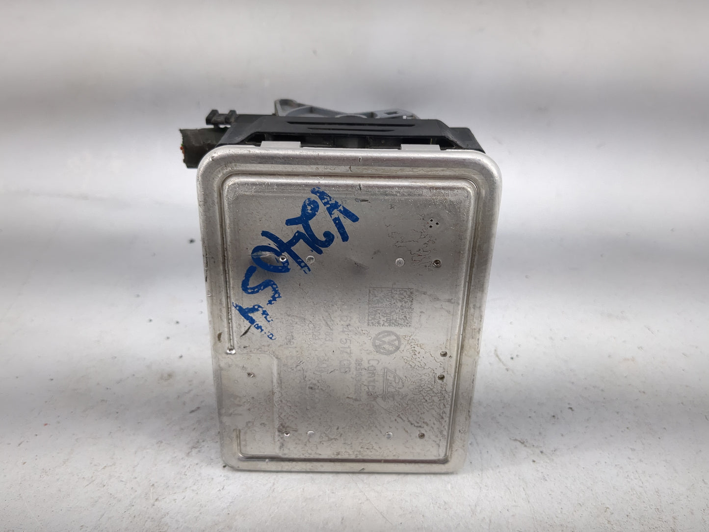 2021-2022 Volkswagen Tiguan ABS Pump Control Module Replacement P/N:5Q0614517GB 10.0220-2155.4, 5Q0614517BP Fits Fits 2021 2