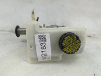 2018-2022 Volkswagen Tiguan Brake Master Cylinder 1492183 - Oemusedautoparts1.com