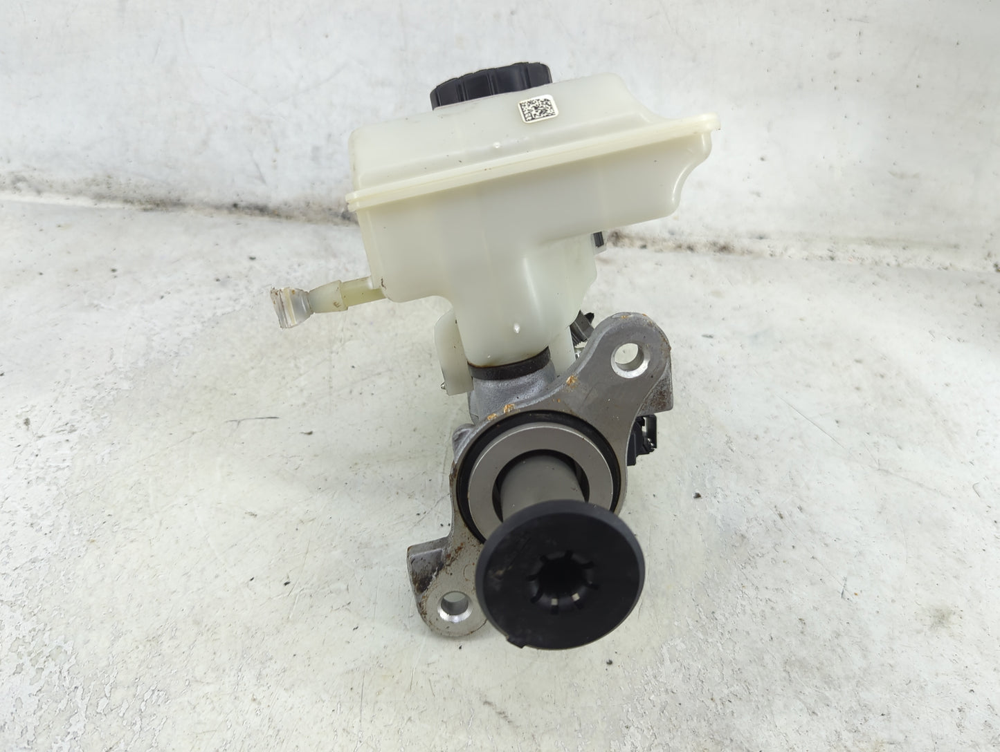 2018-2022 Volkswagen Tiguan Brake Master Cylinder 1492183 - Oemusedautoparts1.com