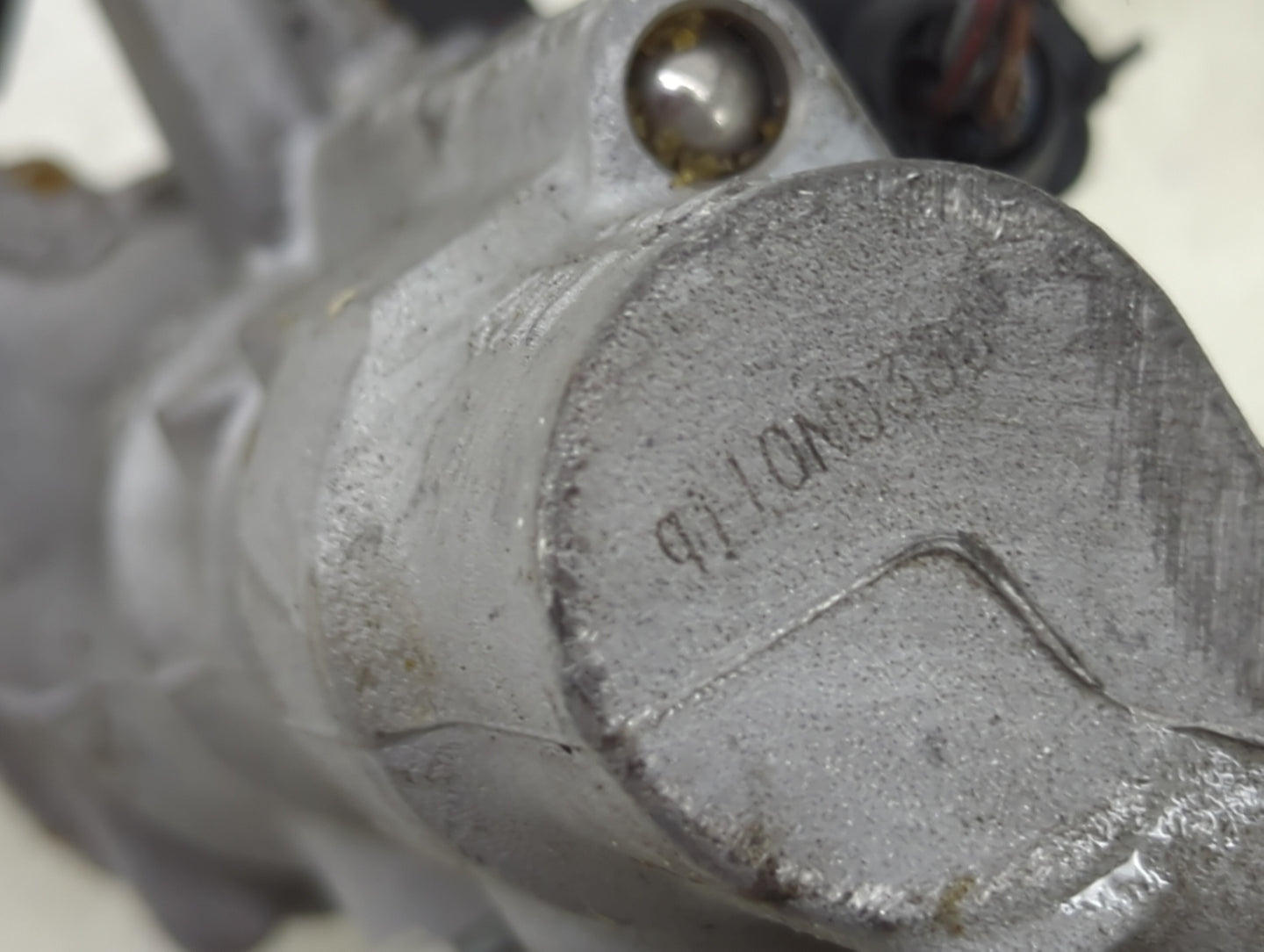 2018-2022 Volkswagen Tiguan Brake Master Cylinder 1492183 - Oemusedautoparts1.com