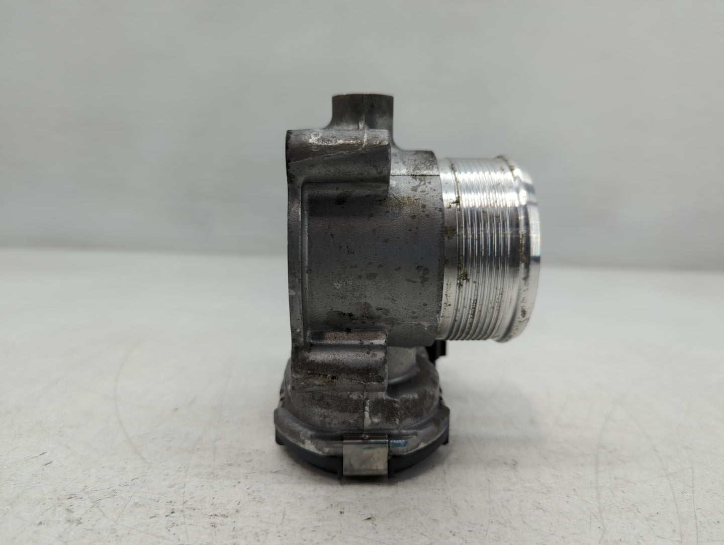 2018-2022 Volkswagen Tiguan Throttle Body P/N:06K133062AN Fits Fits 2018 2019 2020 2021 2022 OEM Used Auto Parts - Oemusedau