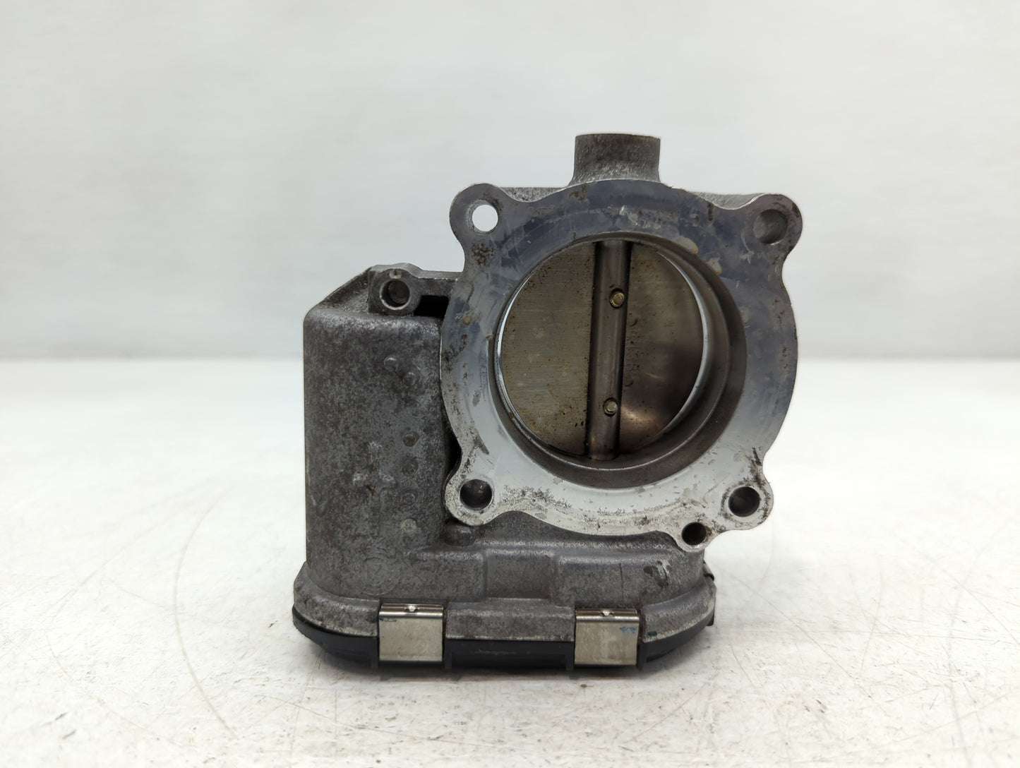 2018-2022 Volkswagen Tiguan Throttle Body P/N:06K133062AN Fits Fits 2018 2019 2020 2021 2022 OEM Used Auto Parts - Oemusedau