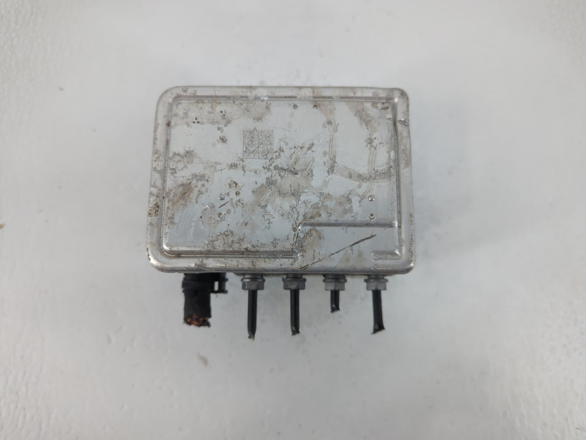 2021-2022 Volkswagen Tiguan Anti-Lock Brake ABS Pump Module Actuator OEM P/N:5Q0 614 517 GB Fits Fits 2021 2022 OEM Used Aut