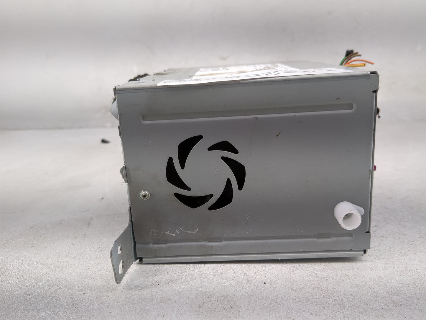 2019-2021 Volvo Xc60 Radio AM FM Cd Player Receiver Replacement P/N:32413743AA Fits Fits 2019 2020 2021 OEM Used Auto Parts 