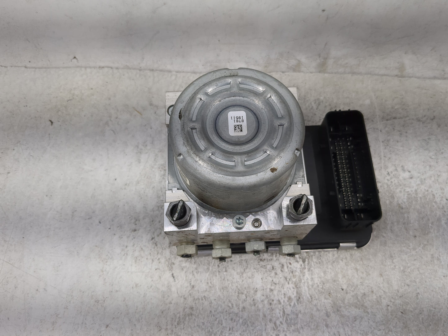 2016-2021 Volvo Xc90 ABS Pump Control Module Replacement P/N:P31680101 10.0220-0971.4 Fits Fits 2016 2017 2018 2019 2020 202